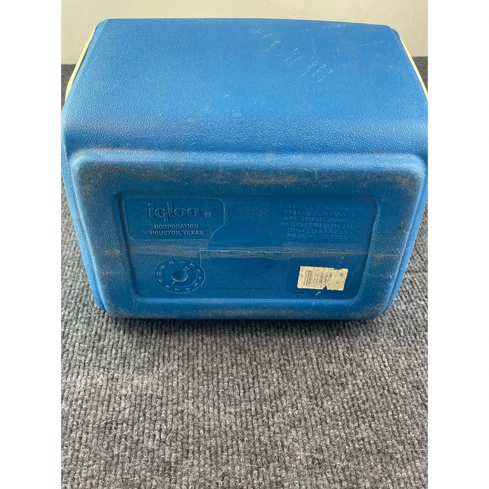 Igloo Little Playmate Cooler Vintage Blue White Tent Top Personal Lunch Box 7 Qt